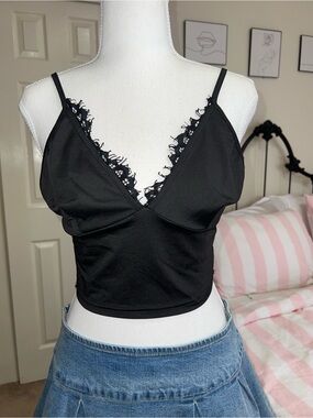 SHEIN Black Lace Crochet Crop Top